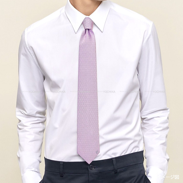 特価 エルメス ネクタイ H605942T 37 シルク 色:ROSE PALE HERMES - 特価 エルメス ネクタイ H605942T 37 シルク 色:ROSE PALEの
