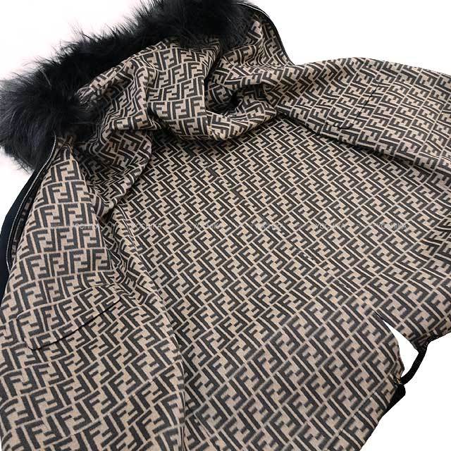 2020年 秋冬 FENDI フェンディ ファーフード付き ズッカ FF柄  