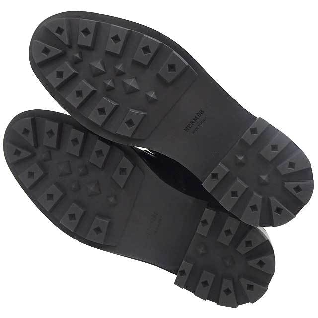スポーツ時もエルメス！\tHermes\tSport capsuleジップフーディ フーデッドジップアップ・パーカ | Hermès - エルメス-公式サイト