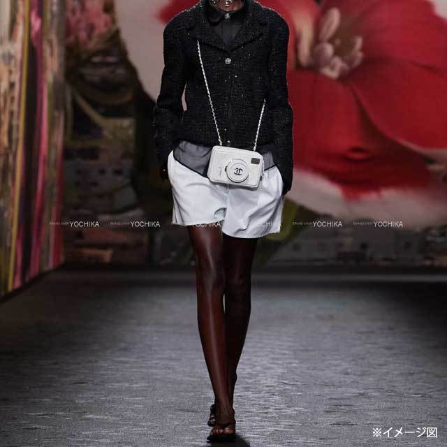 CHANEL シャネル ショルダーバッグ ココマーク マトラッセ カメラ