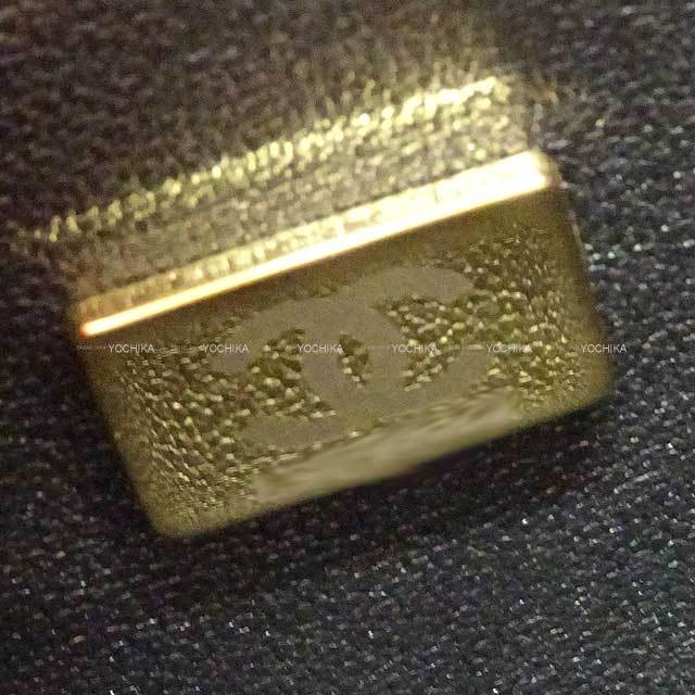 CHANEL ゴールド クラッチバッグ 24K/ゴールド×ブラックがお洒落】シャネル クラッチバッグ