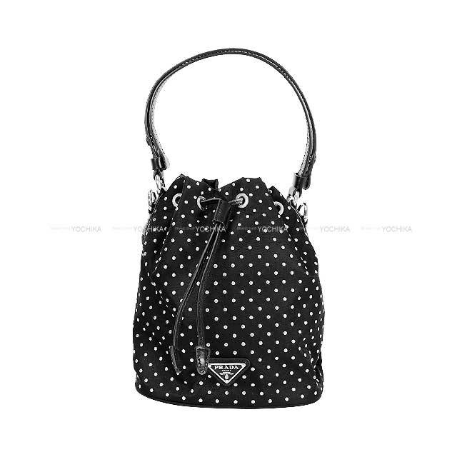 PRADA スタッズ付　ナイロン バック ◇完売必至◇【PRADA】スタッズ付 Re-Nylon ショルダーバッグ