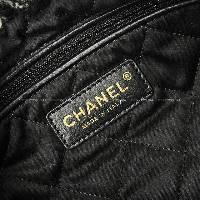 2022-23年秋冬 CHANEL シャネル ショルダーバッグ シャネル22 メダル
