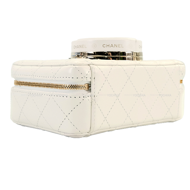 CHANEL シャネル ショルダーバッグ ココマーク マトラッセ CHANEL シャネル ショルダーバッグ ココマーク マトラッセ