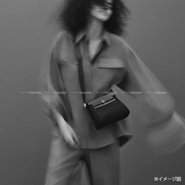 HERMES エルメス ショルダーバッグ エールバッグ ジップ 20 ミニ 可愛いミニサイズが登場♡Hermes Herbag Zip 20 (HERMES