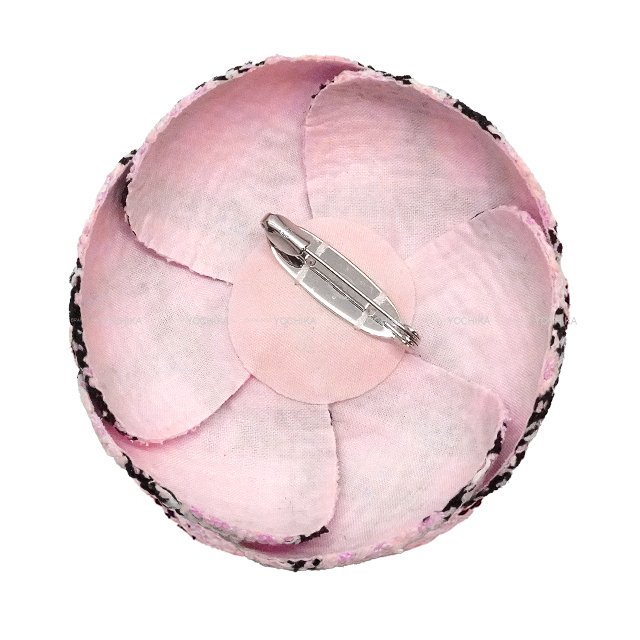 【未使用級✨】CHANEL ブローチ ココマーク B24 ピンク 箱付き CHANEL シャネル ブローチ ココマーク ブローチ ピンク チェック