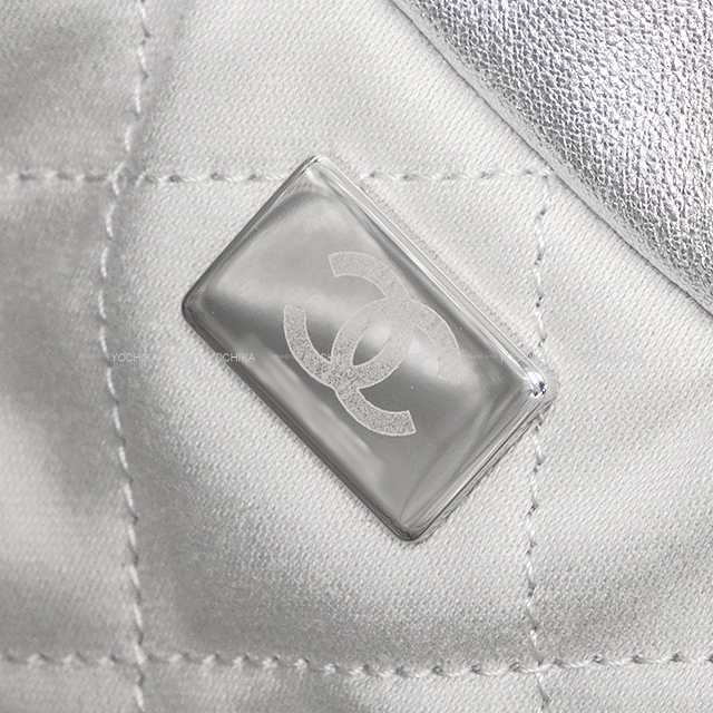 極美品　シャネル　キャビアスキン　マトラッセ　ハンドバッグ　シルバー　4838 2025年 CHANEL シャネル ハンドバッグ シャネル22 ミニ