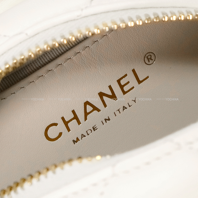 極美品 CHANEL マトラッセ ボディバッグ ココマーク ラムスキン GD金具 極美品 CHANEL マトラッセ ボディバッグ ココマーク ラムスキン