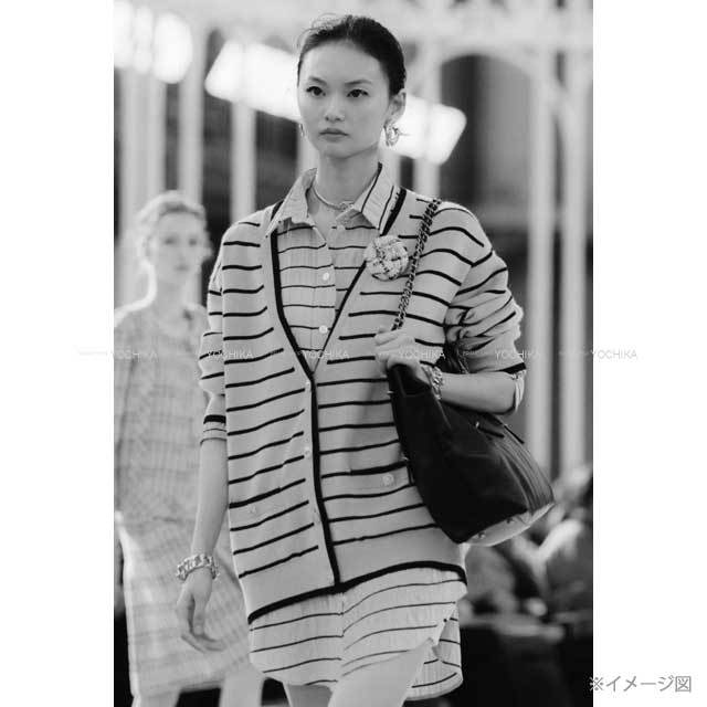 ぽ*と様 CHANEL カーディガン型 コイン カード ケース ピンク キーリン 楽天市場】CHANEL シャネル ココボタン カードケース 名刺入れ