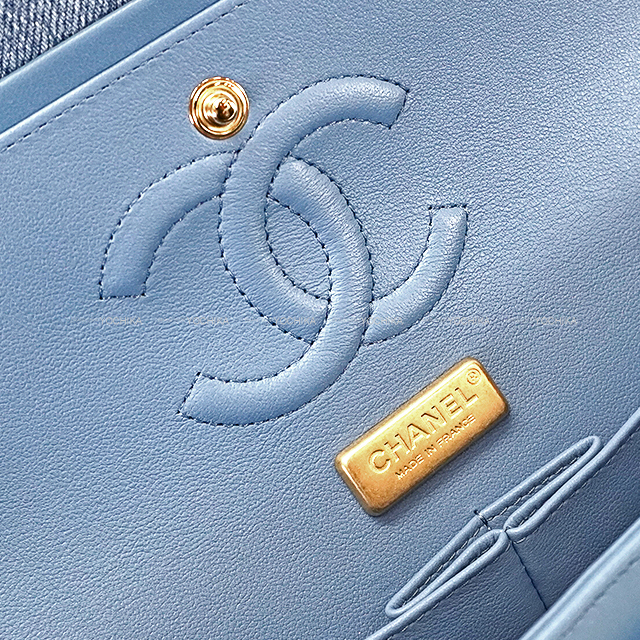 CHANEL シャネル ショルダーバッグ マトラッセ 25 ココマーク