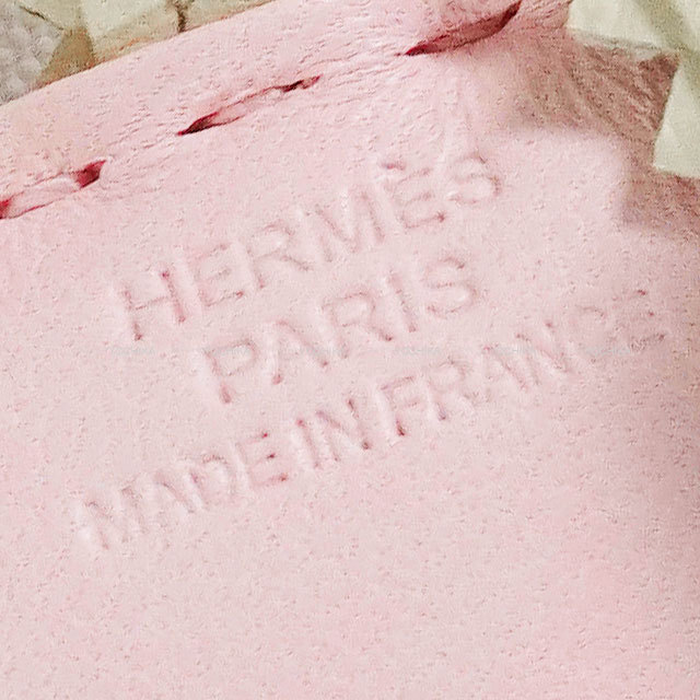 エルメス HERMES バディチャーム K刻印 セレスト クレ エルメス(HERMES)エルメス バディチャーム セレスト セサミ チャーム