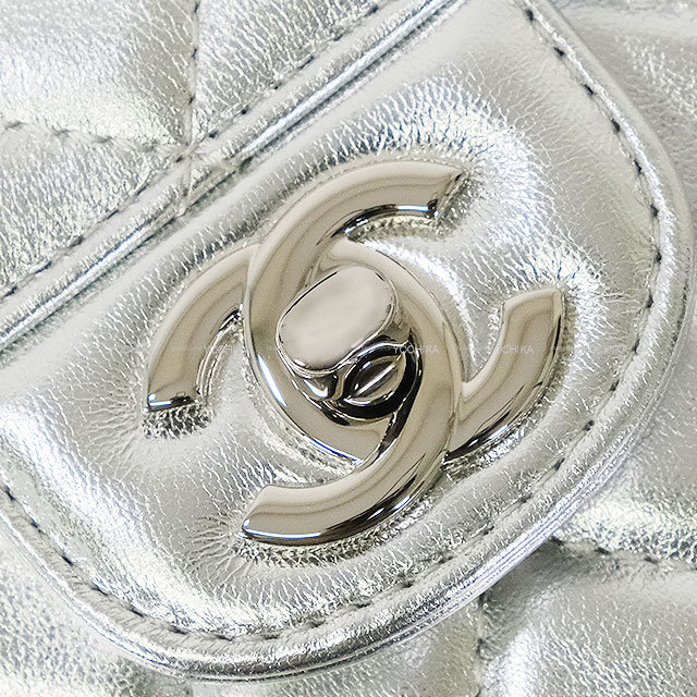 2025年 秋冬 新作 CHANEL シャネル ショルダーバッグ ハートシェイプ