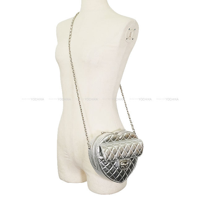 2025年 秋冬 新作 CHANEL シャネル ショルダーバッグ ハートシェイプ