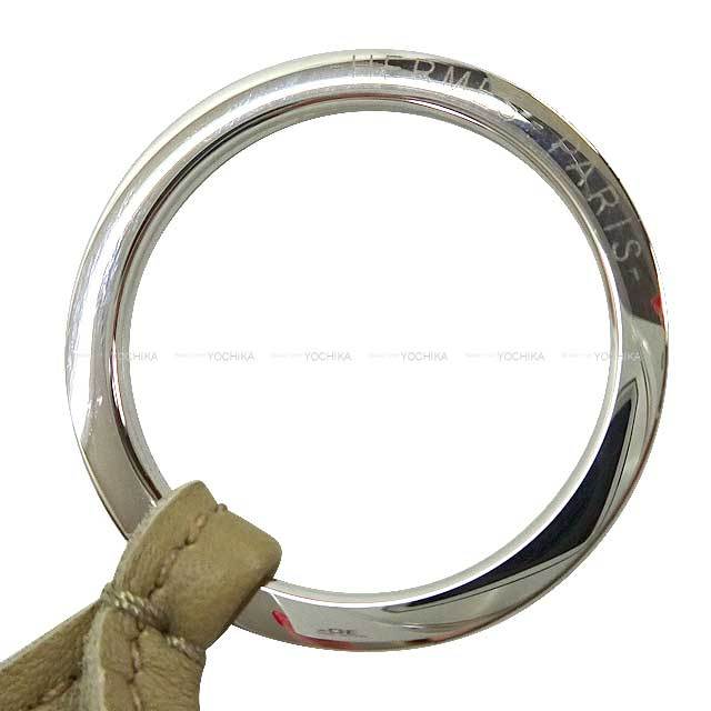 エルメス 新品未使用 カルメン ウノドス 正規店購入 HERMES エルメス キーホルダー カルメン ウノドス クレ/ベージュ