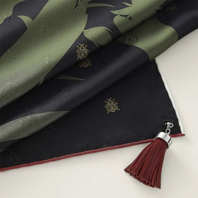 HERMES エルメス スカーフ カレ90 ブケ フィナル アベイエ タッセル付