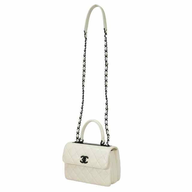 CHANEL（シャネル）のヴィンテージショルダーバッグ、ホワイトラムスキン 2024年秋冬限定 CHANEL シャネル ショルダーバッグ マトラッセ