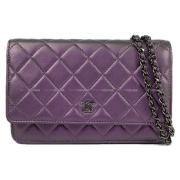 未使用同様 シャネル  正規品 チェーンバッグ♡ ミラー付きで便利♪】CHANEL バニティバッグ チェーンクラッチ (CHANEL
