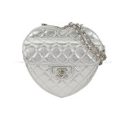 バッグ：新品/未使用