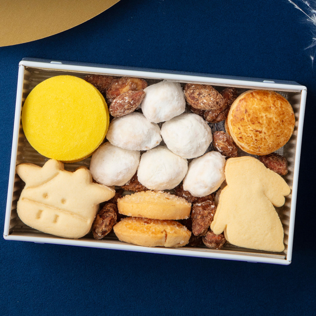 ヨーグルトお月見クッキー缶