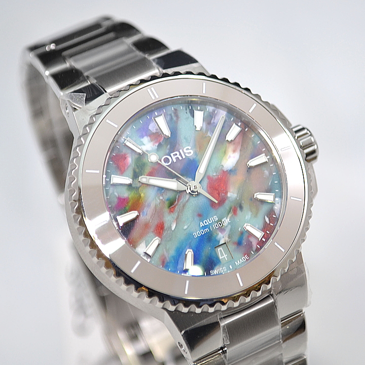 [オリス]ORIS AQUIS(アクイス) デイト アップサイクル  01 733 7770 4150-Set　国内正規品　36.5mm径　ユニセックス 自動巻き 　30気圧(300m) 防水 セラミック製逆回転防止ベゼル  【マイオリス登録でメーカー3年間保証】