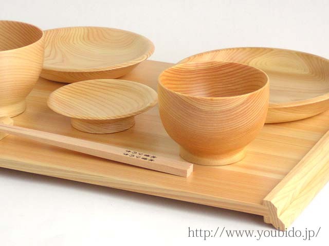 やさしい木の器《東濃ひのき》お食い初め食器卓膳セット(15470) 東濃ひのきお食い初め食器卓膳セット