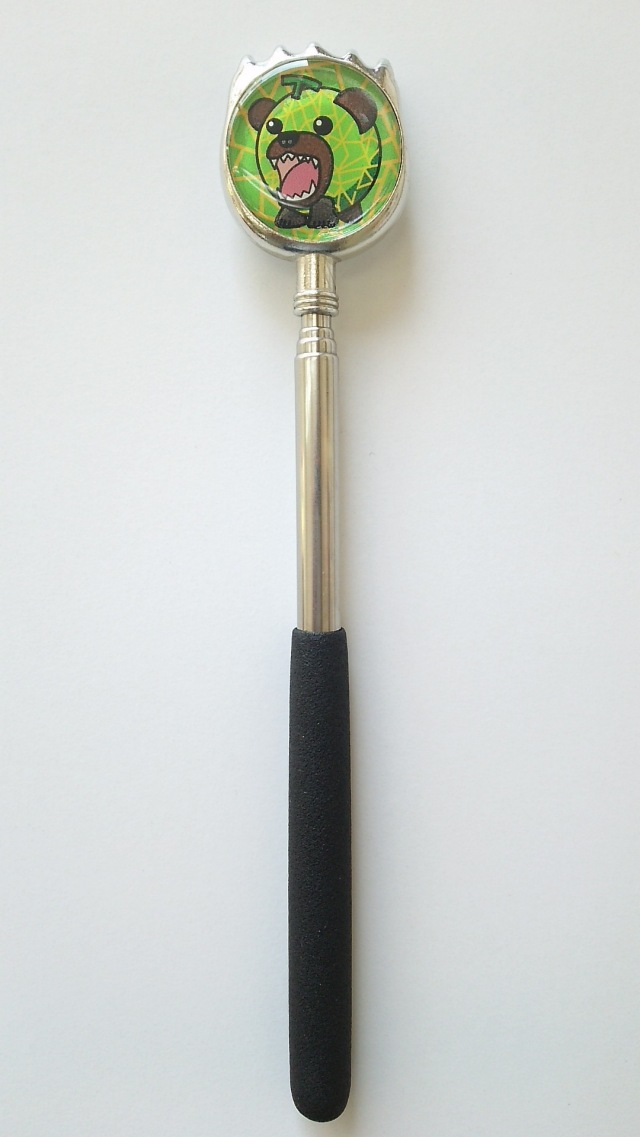 メロン熊　伸びる熊の手（カワイイ）