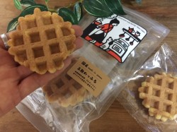 無添加おやつ五穀ワッフル