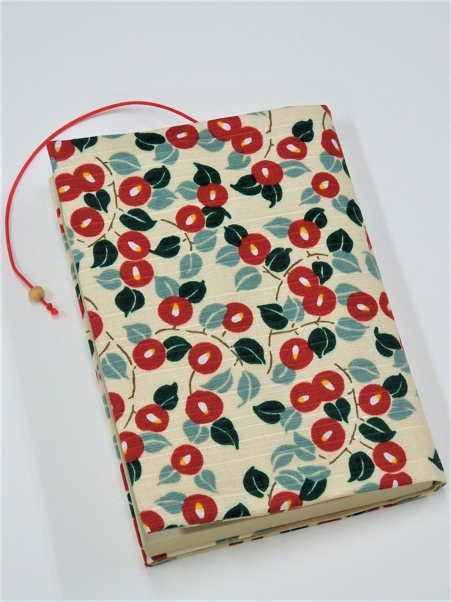 文庫カバー「小椿（ベージュ）」