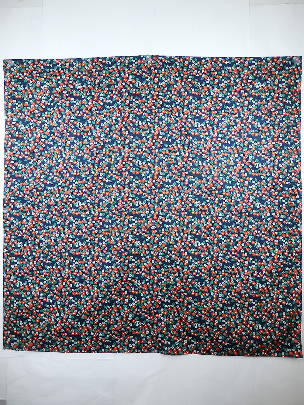 大風呂敷 玉椿（紺）