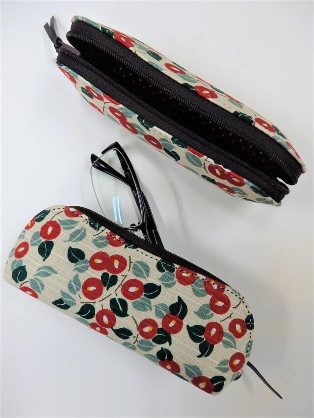 メガネケース「小椿（ベージュ）」