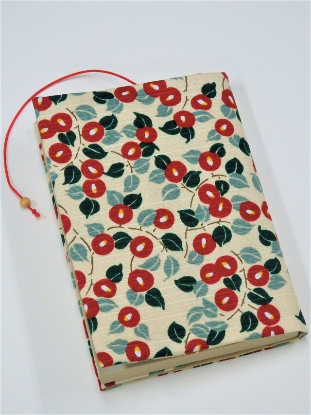 文庫カバー「小椿（ベージュ）」