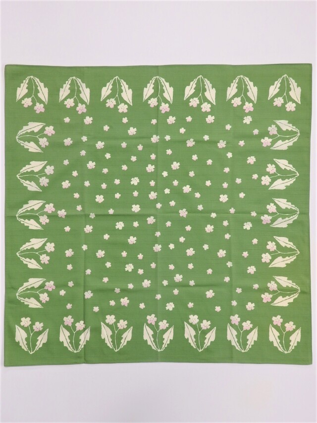 中風呂敷「さくら草」