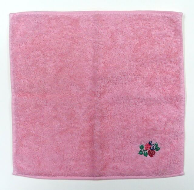 刺繍タオルハンカチ「イチゴ」