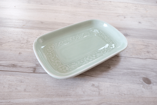 角皿　２２ｘ１４　フラワー　ナチュラルグリーン