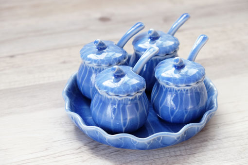 ロータスの調味料入れ　ブルー