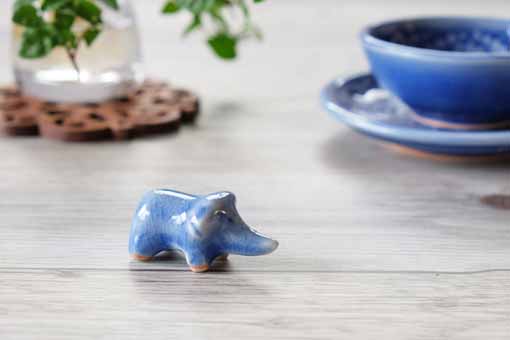 セラドンのはしおき　ゾウ　ブルー