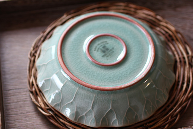 ロータス フリル皿 17cm 雑貨とセラドン焼き食器の通販専門