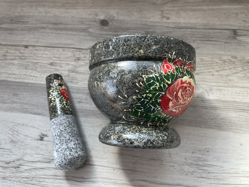 石臼（クロック・ヒン）と石棒（サーク）のセット M 12．5cm