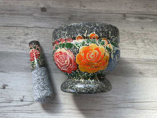 石臼（クロック・ヒン）と石棒（サーク）のセット M 12．5cm