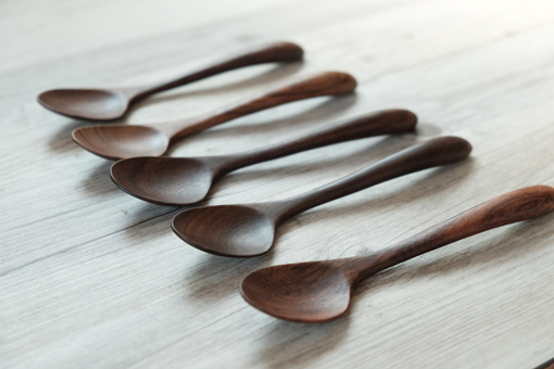 たみふる　スプーン等 らくらくスプーン （右利き用） ゆるんふる