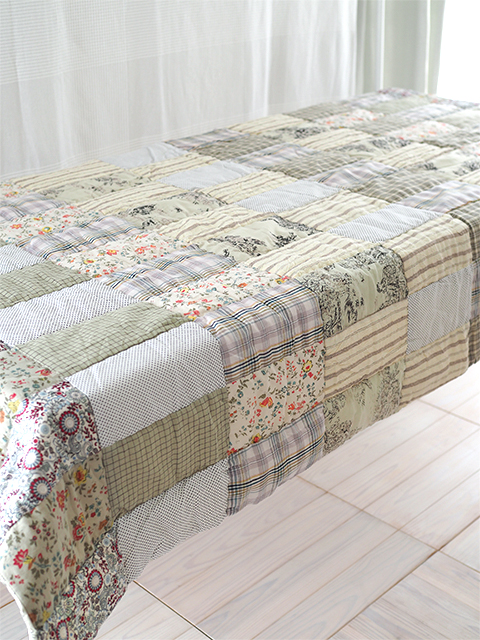 USED ZAKKA』オンフィル ダンディエンヌ キルト マルチカバー en