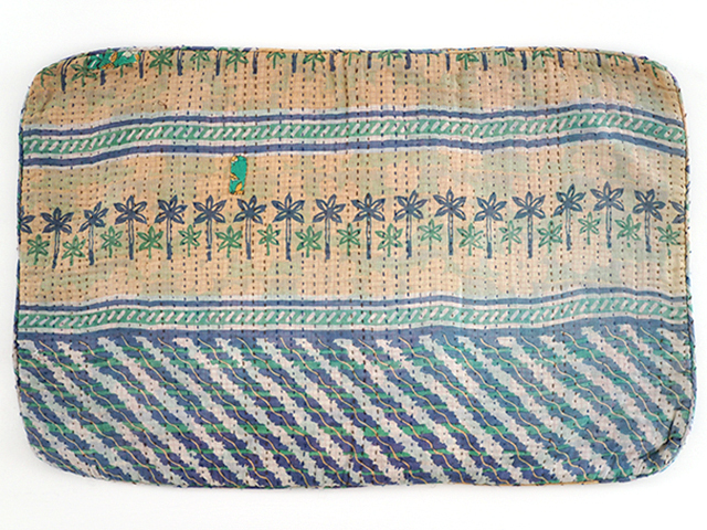 【美品】JEANETTE FARRIER kantha ヴィンテージキルト USED ZAKKA』ジャネット ファリア ヴィンテージカンタ ピロー