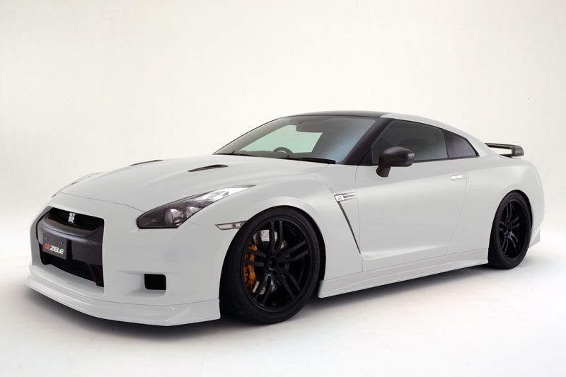 ZELE R35 GT-R リアアンダースポイラー(FRP)