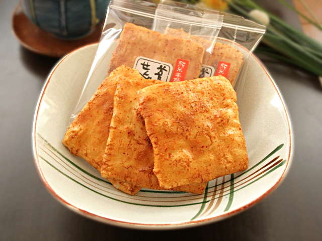 唐辛子せんべい