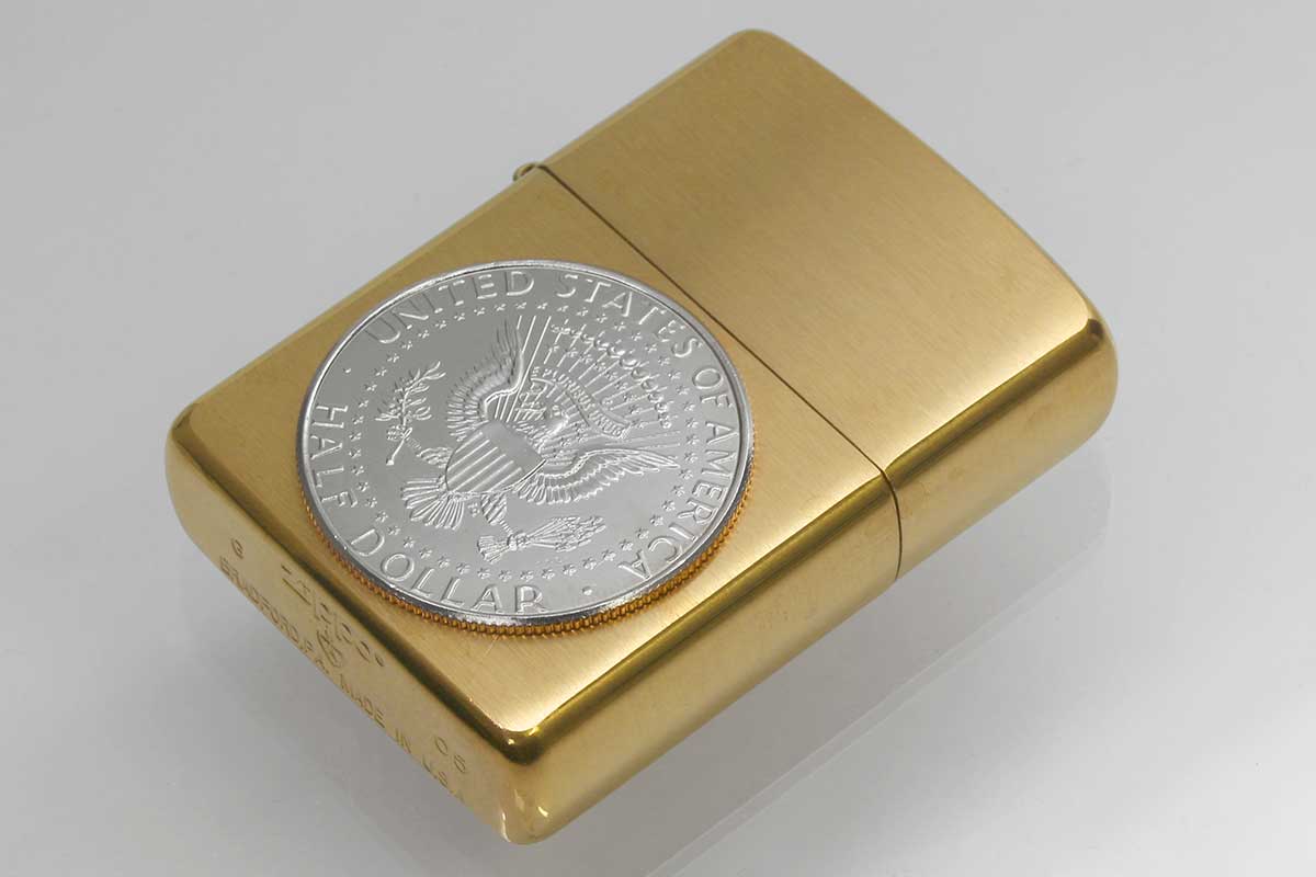 Zippo ジッポー 絶版・2005年製造 ARMOR アーマー ＃168 ハーフダラーコイン 国章 イーグル メール便可
