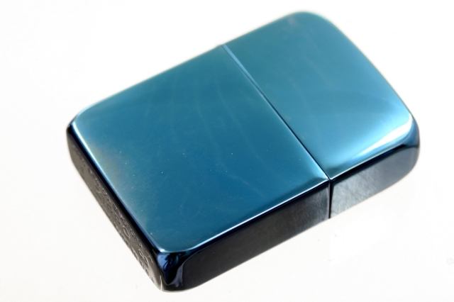 Zippo ジッポー 絶版・2003年製造 チタニュームコーティング スカイブルー 1941TC