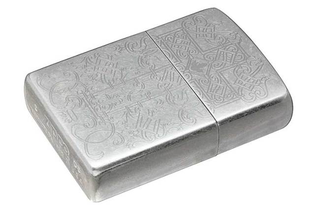 Zippo ジッポー 絶版・2005年製造 クロスアラベスク メール便可