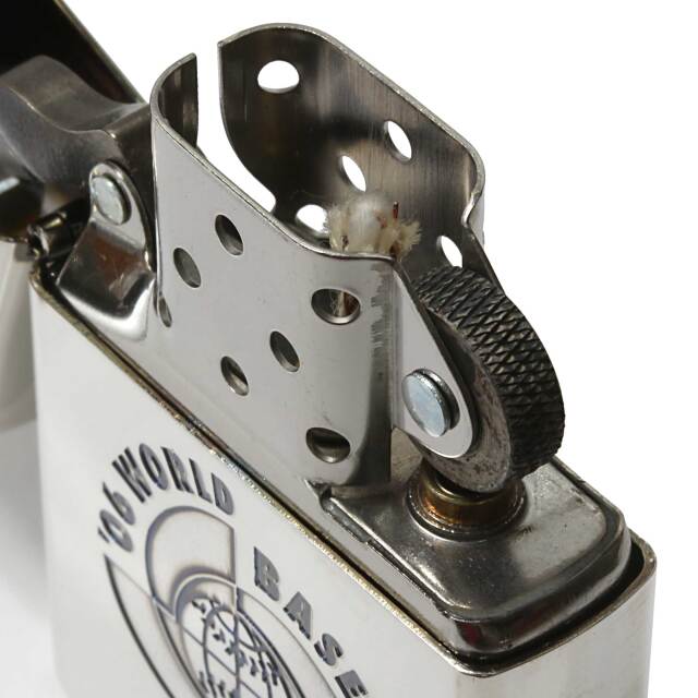 絶版/ヴィンテージ Zippo ジッポー 中古 2005年製造ワールドベース