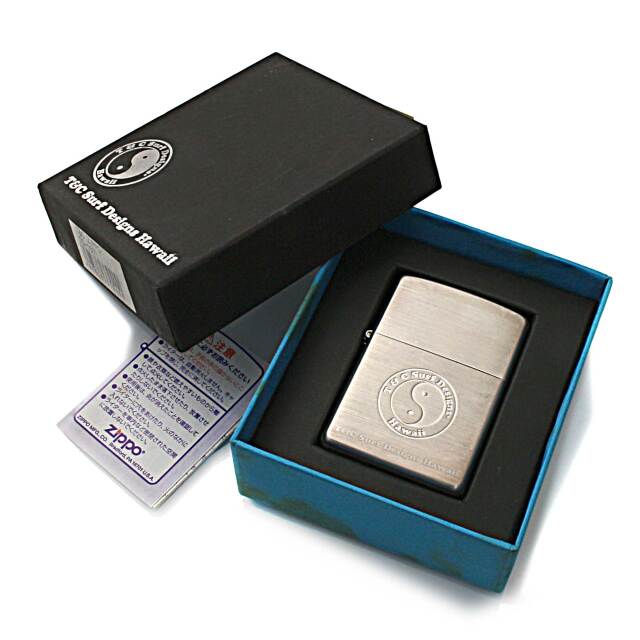 絶版/ヴィンテージ Zippo ジッポー 中古 2004年製造T&C Surf 絶版/ヴィンテージ Zippo ジッポー 中古 2004年製造T&C Surf