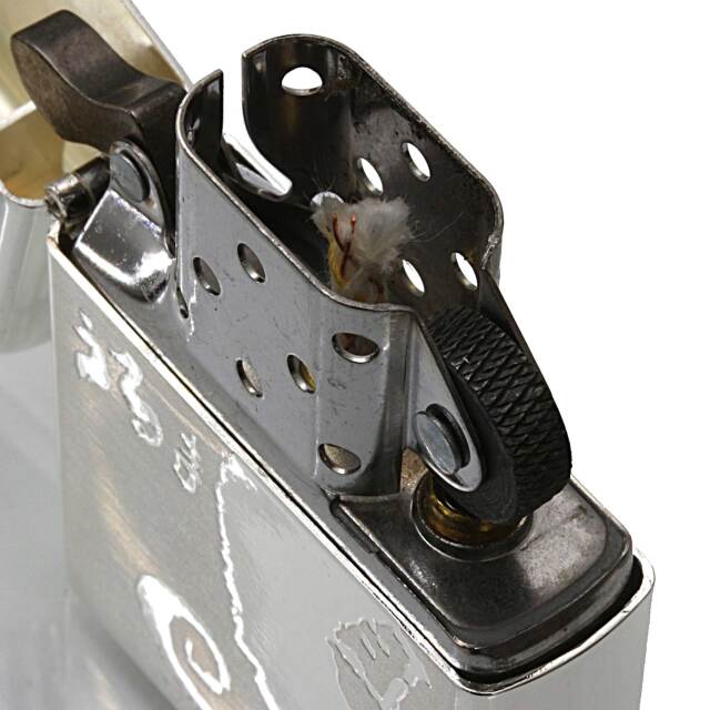 絶版/ヴィンテージ Zippo ジッポー 中古 2011年製造タバコうるま